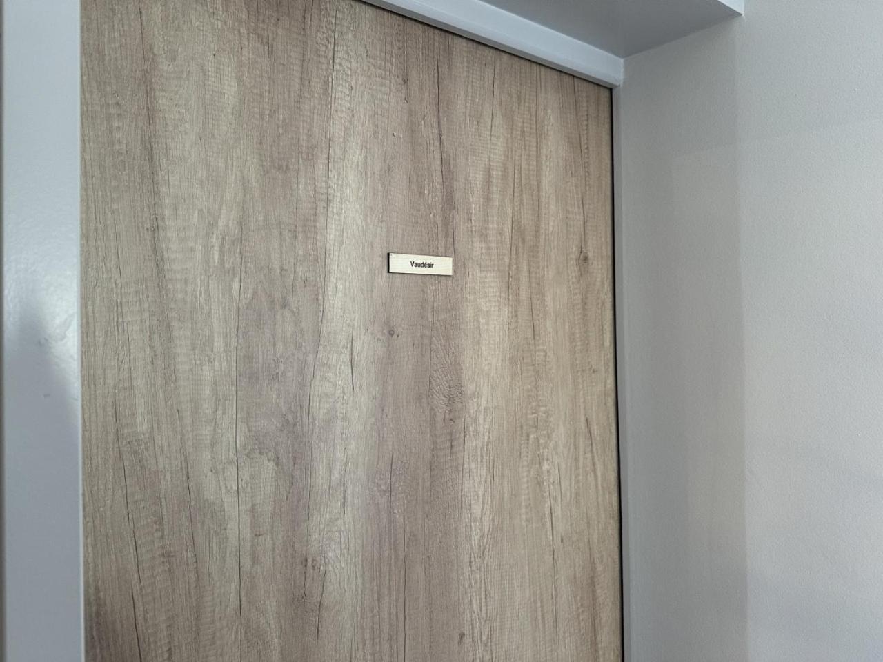 Les Suites Gueguen Chablis Pokój zdjęcie